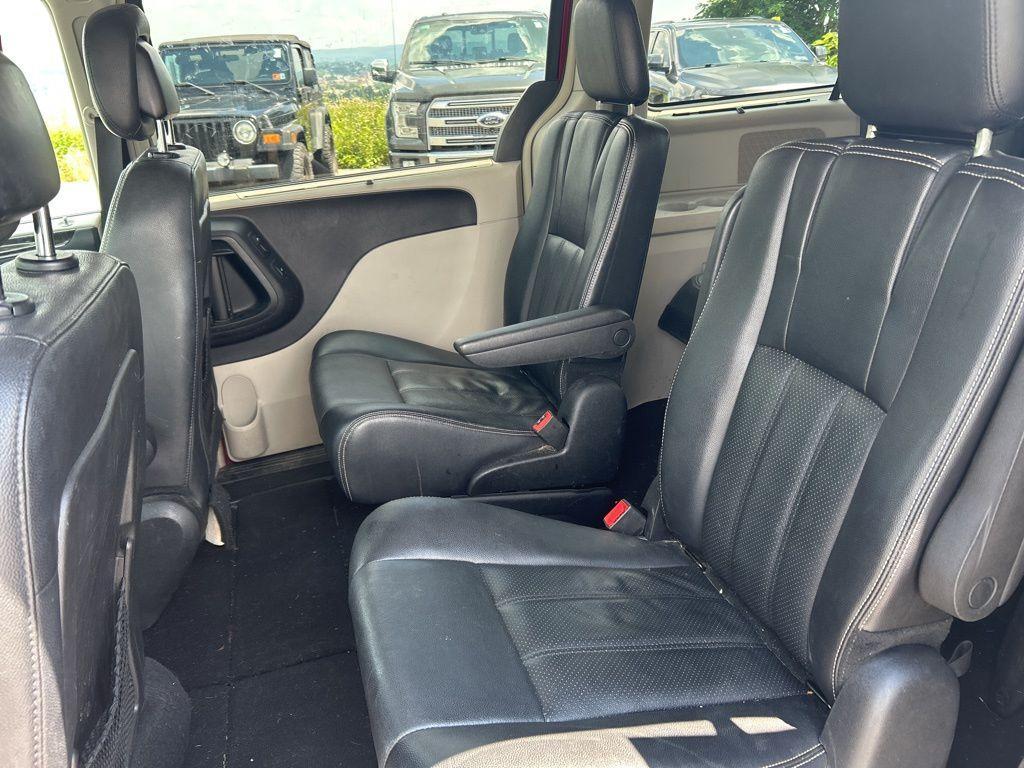 used 2015 Chrysler Town & Country car, priced at $8,724