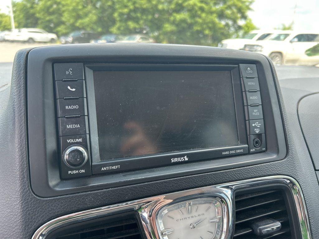 used 2015 Chrysler Town & Country car, priced at $8,724