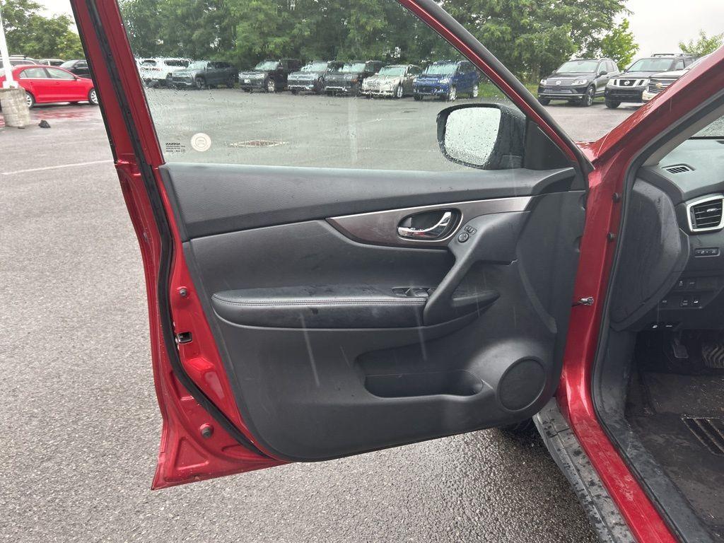 used 2015 Nissan Rogue car, priced at $12,500