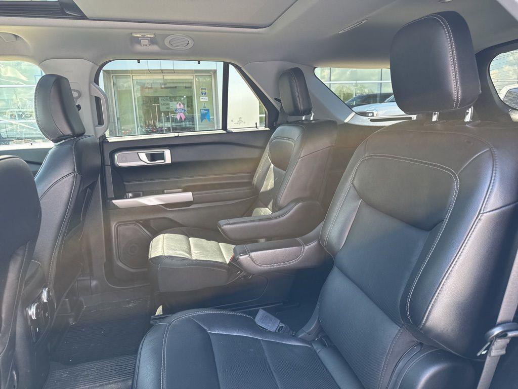 used 2022 Ford Explorer car, priced at $35,265
