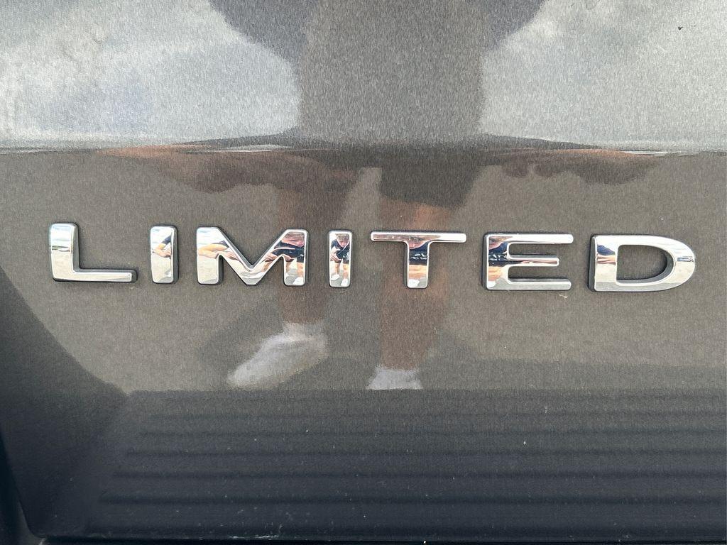used 2019 Ford Expedition car, priced at $32,800