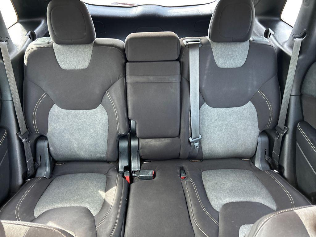 used 2015 Jeep Cherokee car, priced at $9,877
