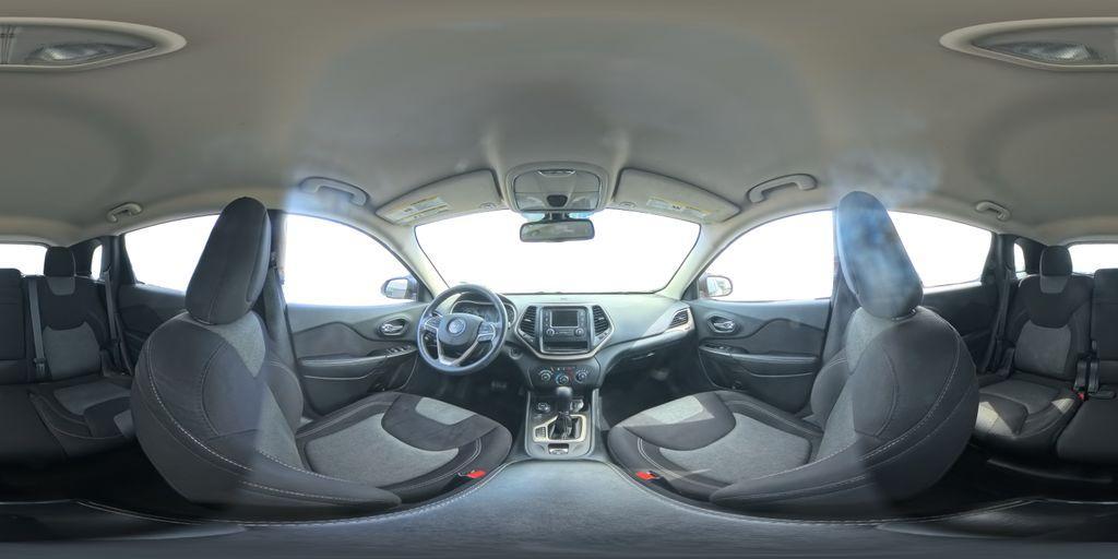 used 2015 Jeep Cherokee car, priced at $9,877
