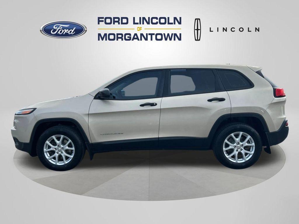 used 2015 Jeep Cherokee car, priced at $9,877