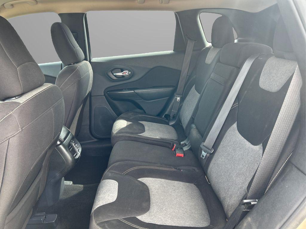 used 2015 Jeep Cherokee car, priced at $9,877