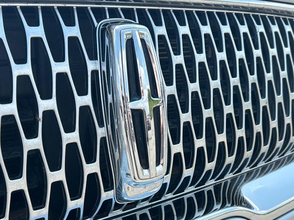 used 2019 Lincoln Nautilus car, priced at $21,564