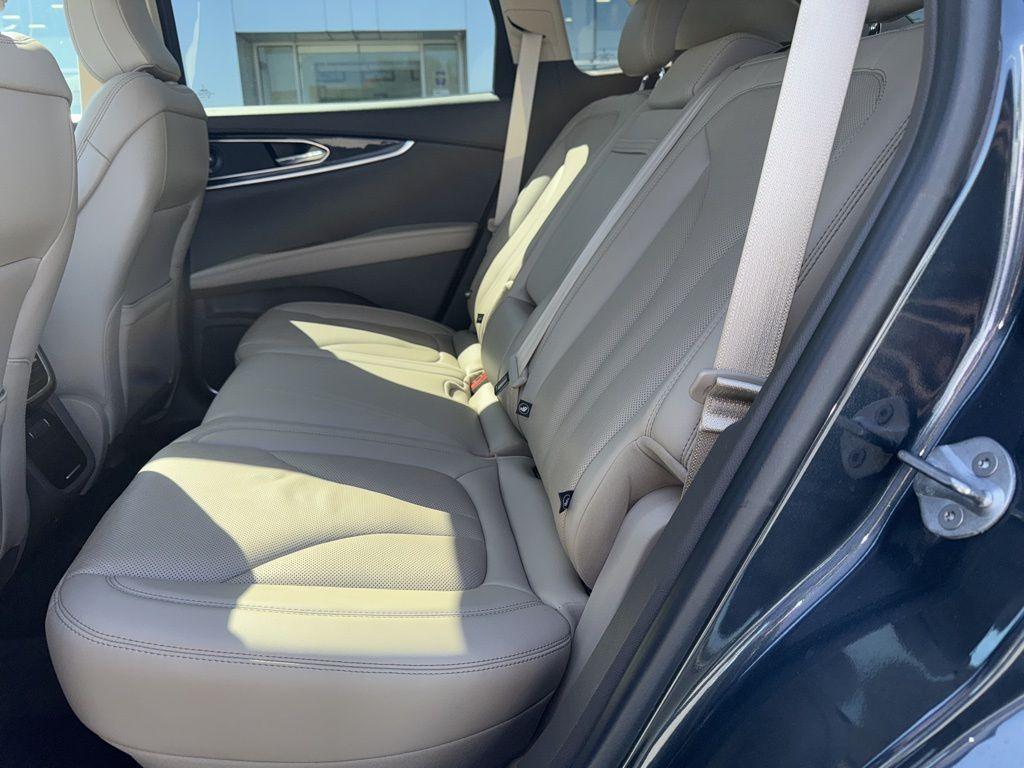 used 2021 Lincoln Nautilus car, priced at $30,896