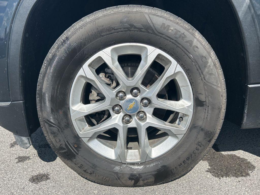 used 2021 Chevrolet Traverse car, priced at $19,845