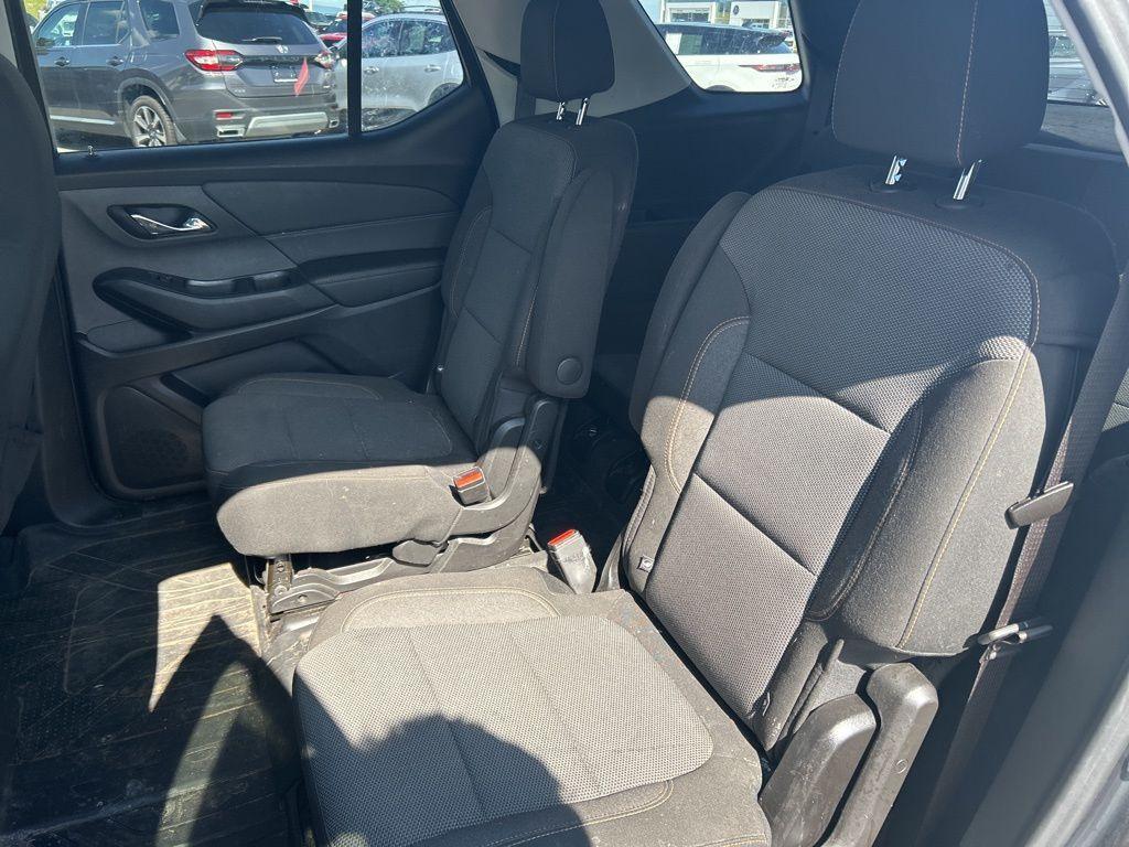 used 2021 Chevrolet Traverse car, priced at $19,845