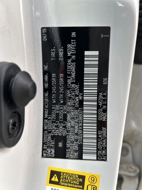 used 2019 Toyota Highlander car, priced at $29,500