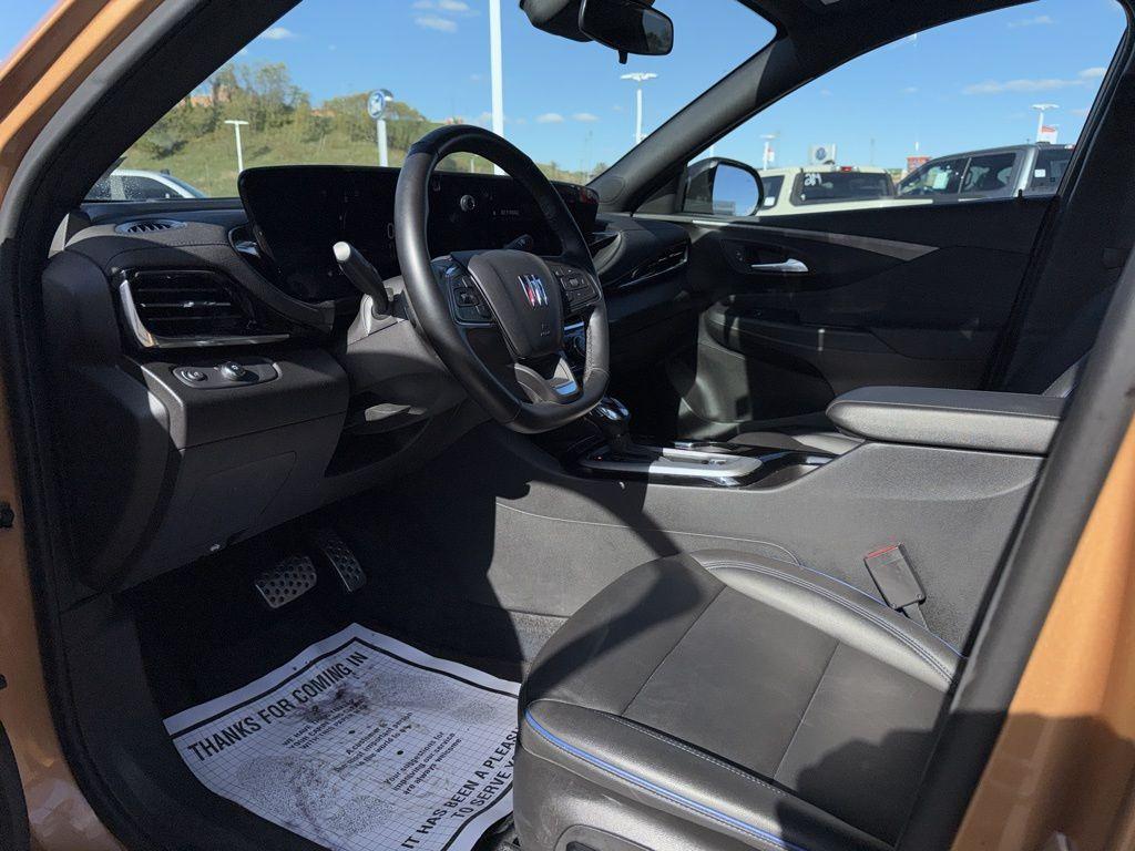 used 2024 Buick Envista car, priced at $24,000