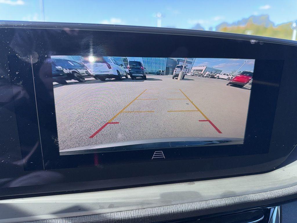 used 2024 Buick Envista car, priced at $24,000