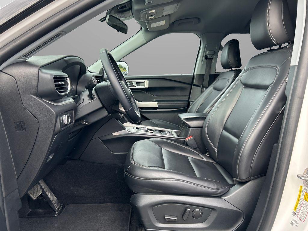 used 2022 Ford Explorer car, priced at $31,126