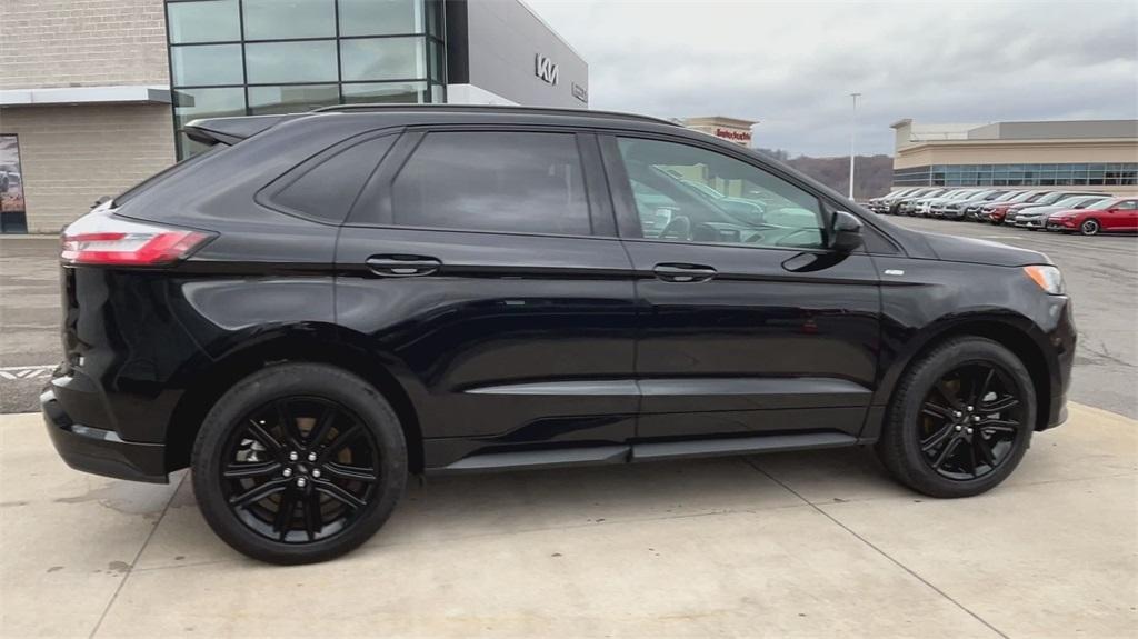 used 2024 Ford Edge car, priced at $32,138