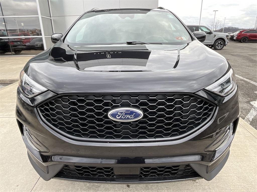 used 2024 Ford Edge car, priced at $32,138