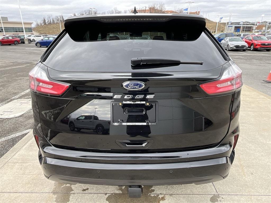used 2024 Ford Edge car, priced at $32,138
