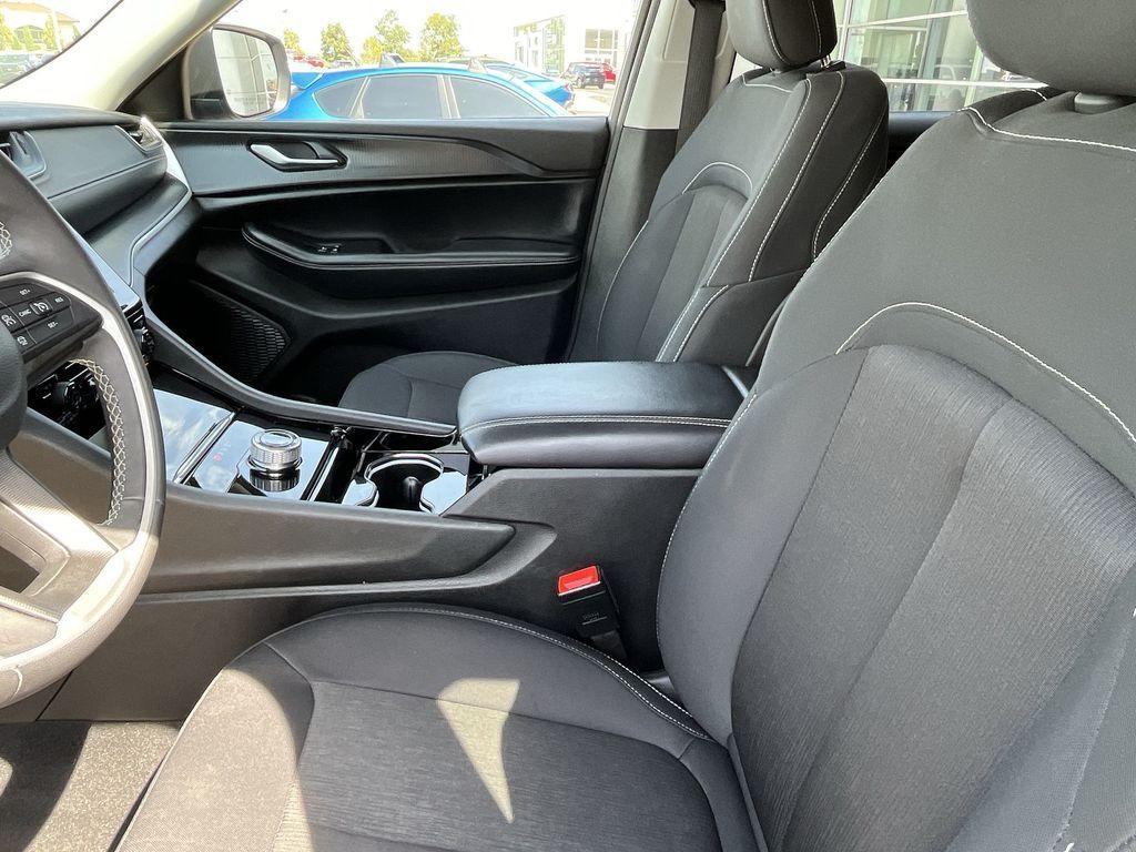 used 2023 Jeep Grand Cherokee L car, priced at $31,969