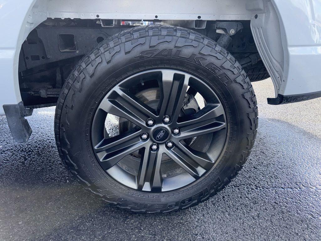 used 2022 Ford F-150 car, priced at $38,000
