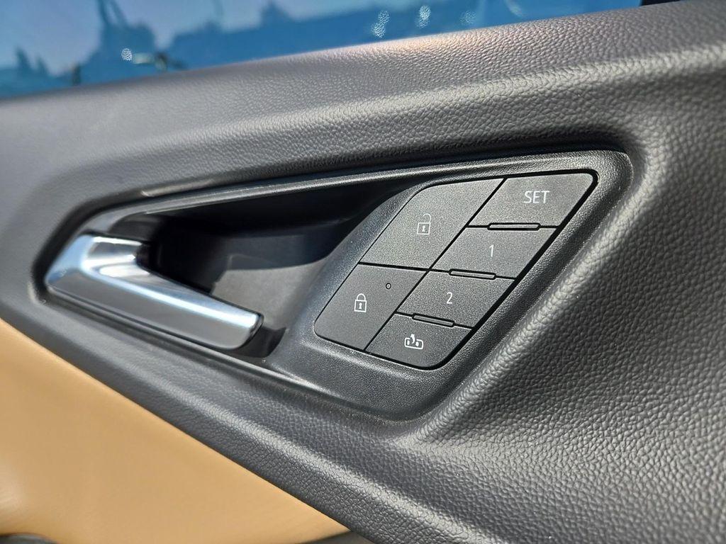 used 2025 Chevrolet Equinox car, priced at $30,955