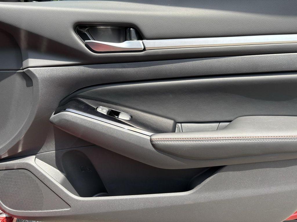 new 2025 Nissan Altima car, priced at $32,174