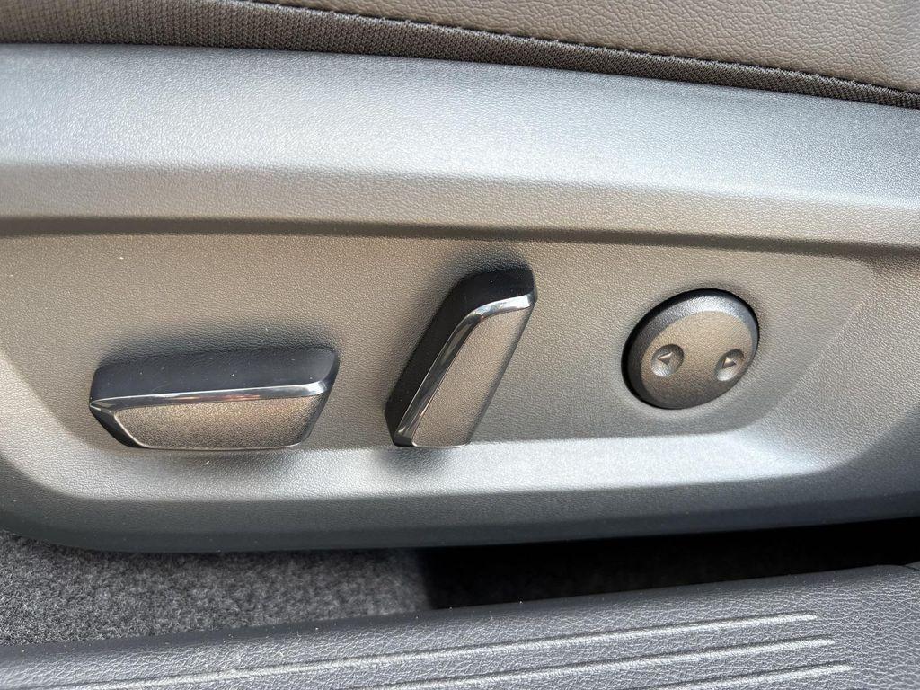 new 2026 Nissan Rogue car, priced at $33,783