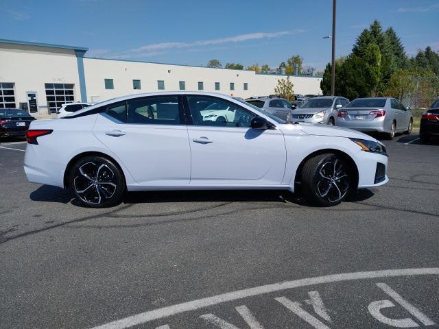 new 2025 Nissan Altima car, priced at $31,326