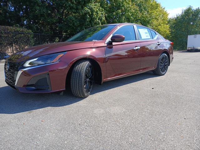 new 2025 Nissan Altima car, priced at $27,899