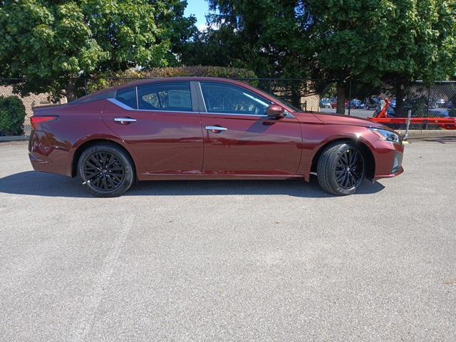 new 2025 Nissan Altima car, priced at $27,899