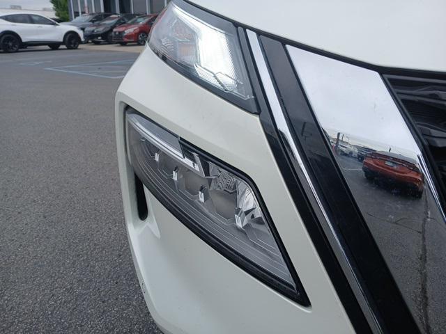 used 2022 Nissan Rogue car, priced at $28,247