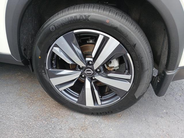 used 2022 Nissan Rogue car, priced at $28,247