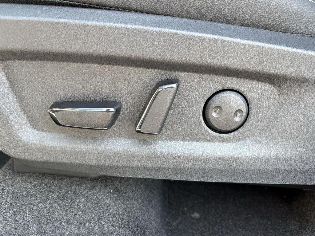 new 2025 Nissan Murano car, priced at $41,908