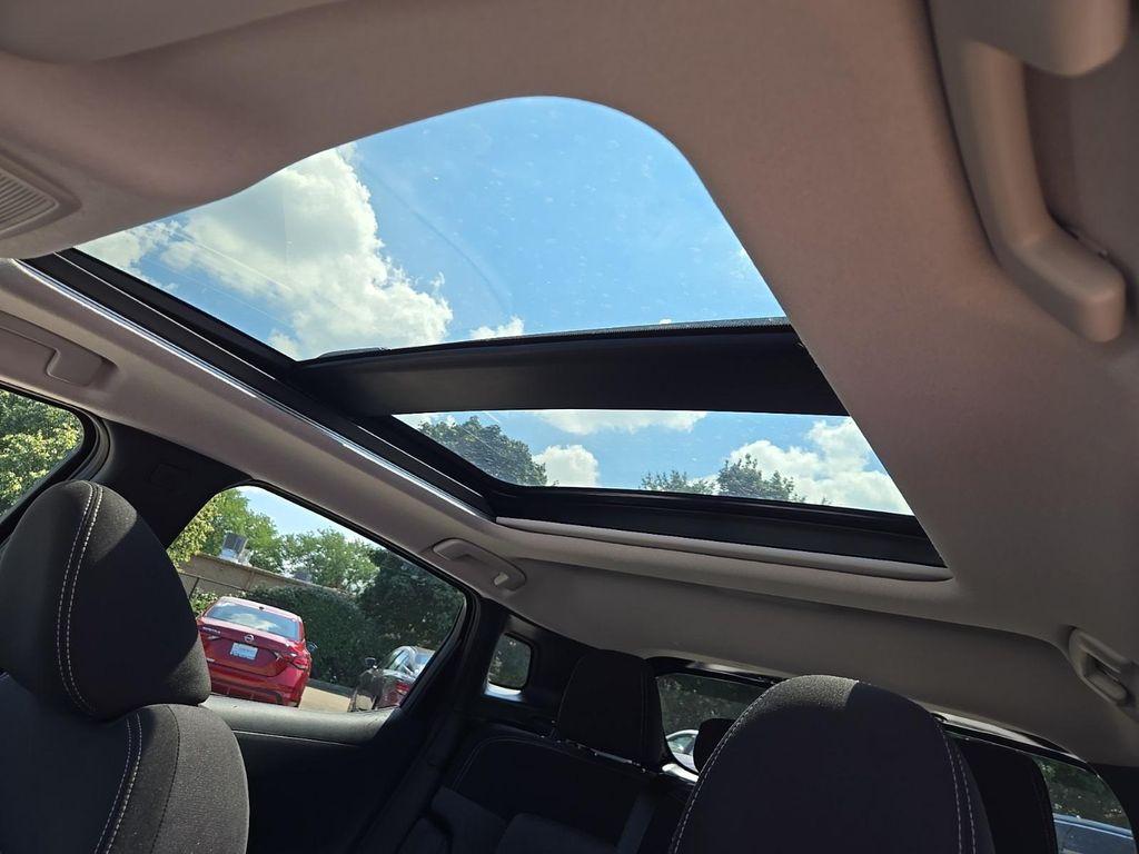 new 2025 Nissan Kicks car, priced at $27,134