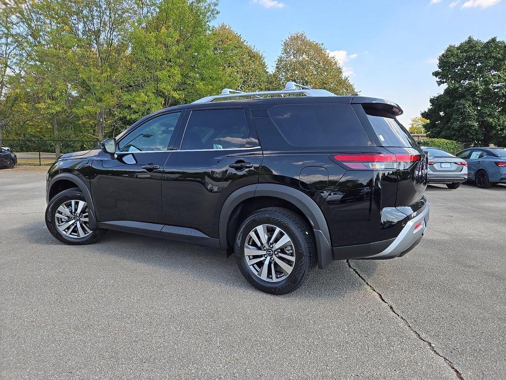 new 2025 Nissan Pathfinder car, priced at $44,950