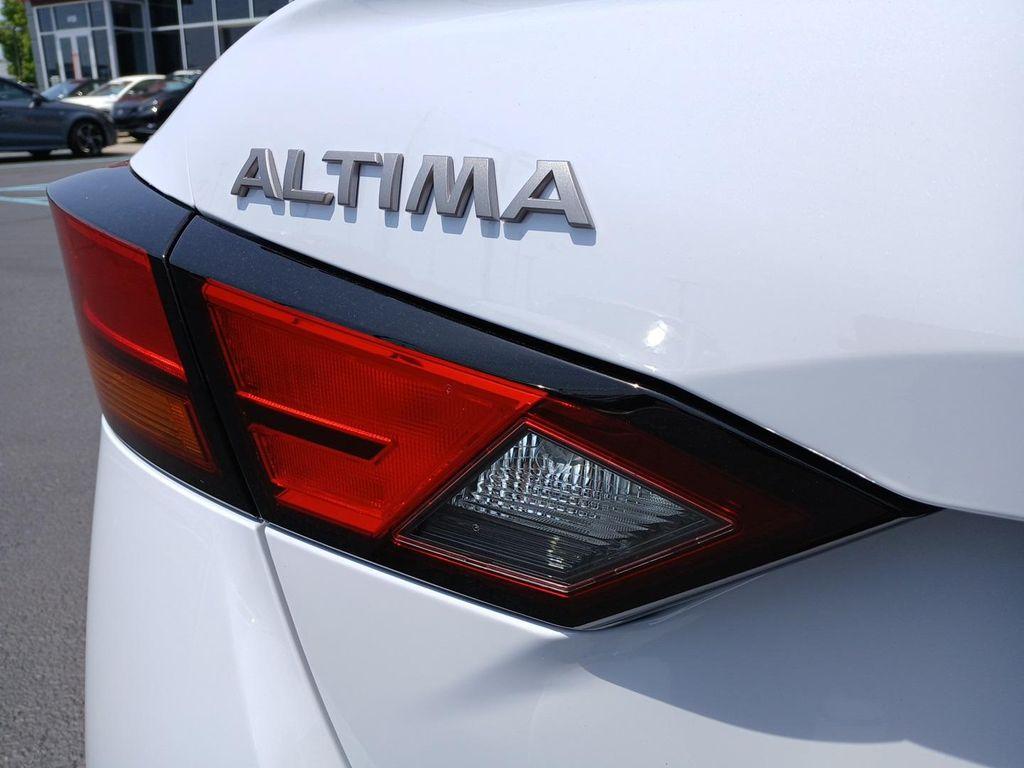 new 2025 Nissan Altima car, priced at $32,463