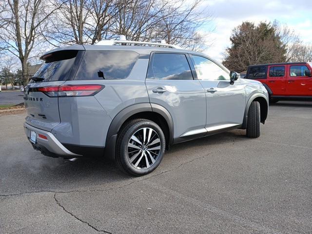 new 2025 Nissan Pathfinder car, priced at $52,536