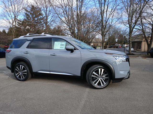 new 2025 Nissan Pathfinder car, priced at $52,536