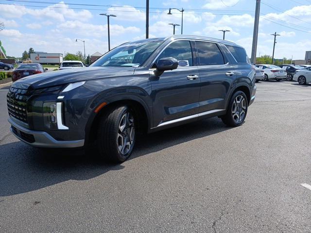 used 2024 Hyundai Palisade car, priced at $41,255