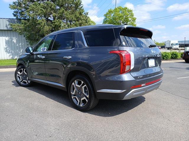 used 2024 Hyundai Palisade car, priced at $41,255