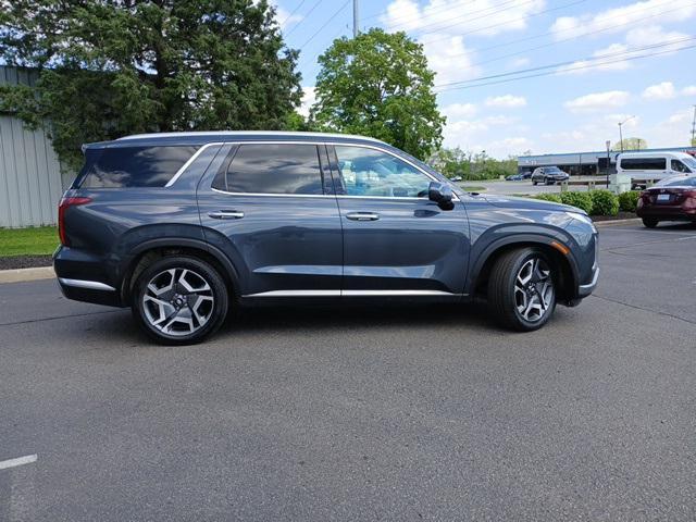 used 2024 Hyundai Palisade car, priced at $41,255