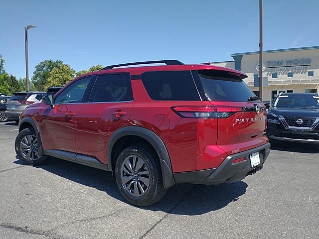 new 2024 Nissan Pathfinder car, priced at $45,840