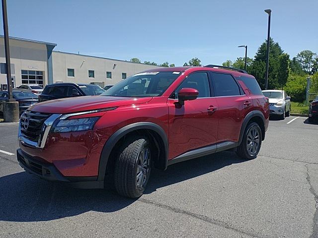 new 2024 Nissan Pathfinder car, priced at $45,840