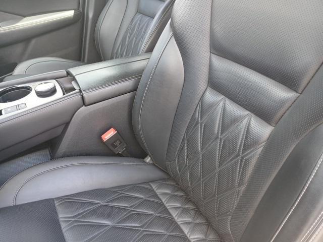 used 2022 Nissan Rogue car, priced at $30,433