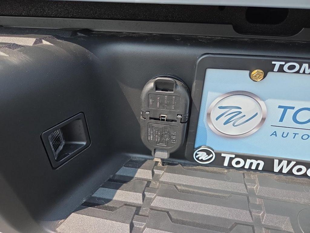 new 2025 Nissan Frontier car, priced at $45,663