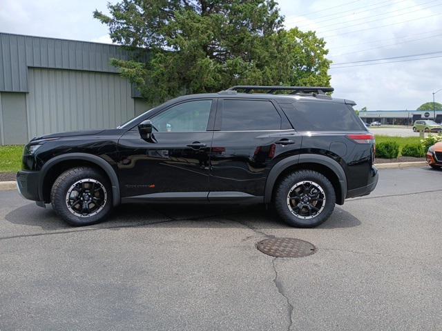 new 2025 Nissan Pathfinder car, priced at $45,239