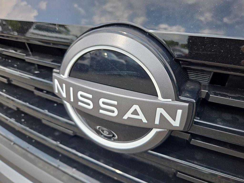 new 2025 Nissan Kicks car