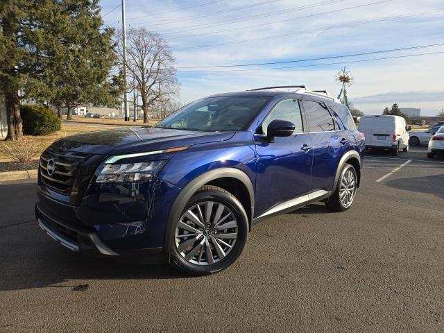 new 2025 Nissan Pathfinder car, priced at $47,637