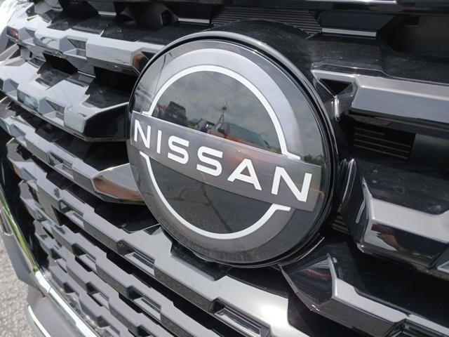 new 2025 Nissan Kicks car, priced at $23,296