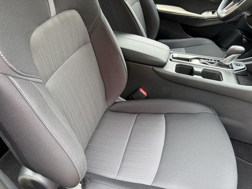 new 2025 Nissan Sentra car, priced at $23,782