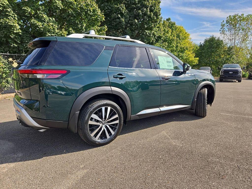 new 2025 Nissan Pathfinder car, priced at $46,209