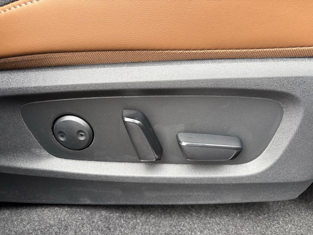 new 2025 Nissan Pathfinder car, priced at $46,209